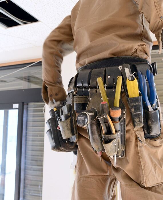 電気職人の腰袋